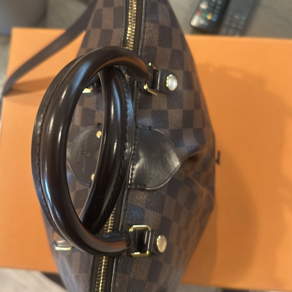 Louis Vuitton Brown Damier Ebene Shoulder Bag - Picture 10 of 14